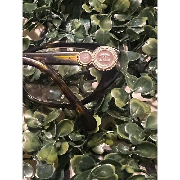 Chanel Women's Tortoise Shell Eyeglasses Holder/Lanyard Full Rim - Picture 6 of 9